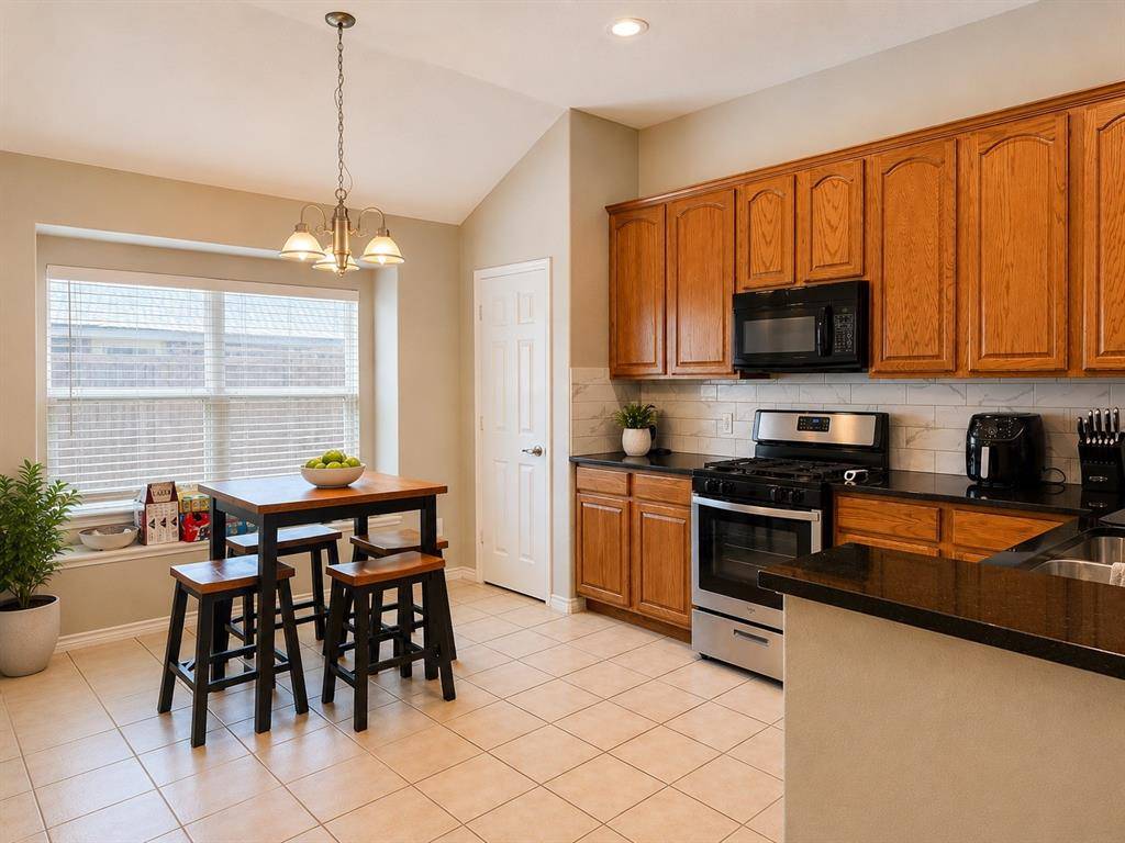 740 Maxwell Creek Drive, Allen, TX 75002
