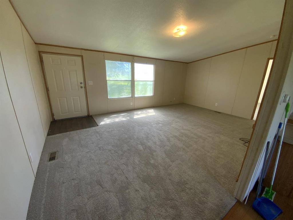 929 Neighbors Corner Road, Mart, TX 76664