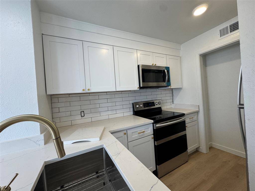 5510 Boca Raton Boulevard #431, Fort Worth, TX 76112