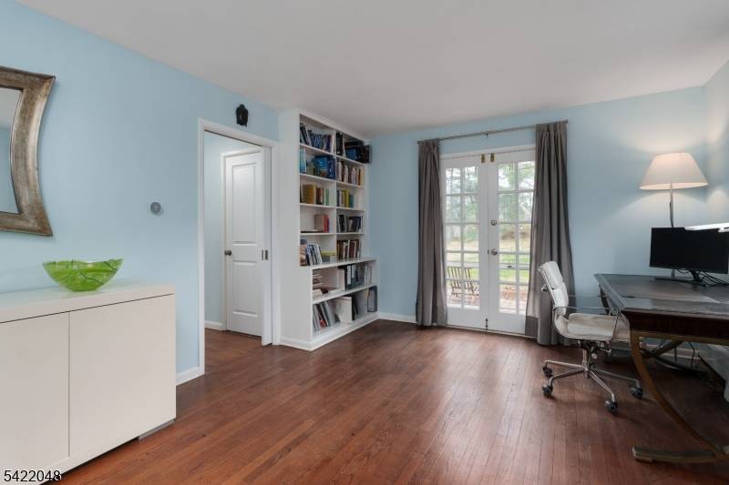 957 Cherry Hill Rd, Montgomery Twp., NJ 08540