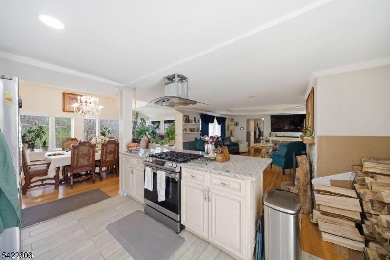 399 Springbrook Trl, Byram Twp., NJ 07871