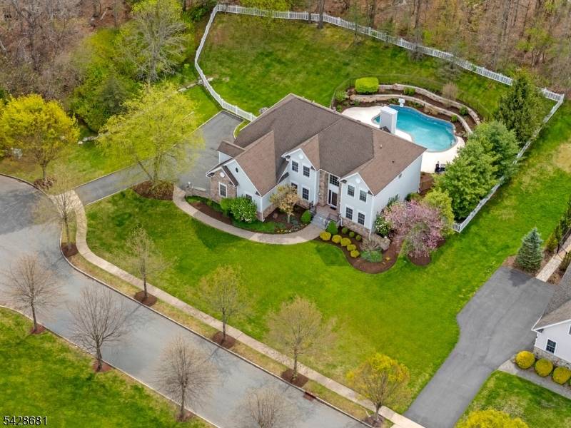 6 Perin Pl, Roxbury Twp., NJ 07876