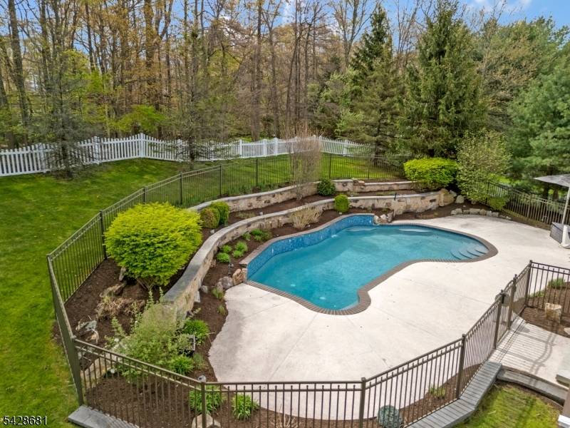 6 Perin Pl, Roxbury Twp., NJ 07876