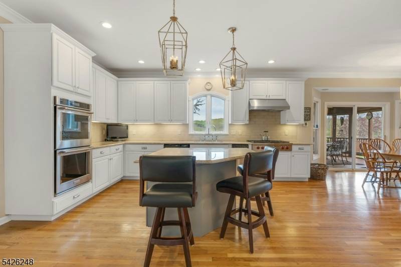 1029 Old Chester, Chester Twp., NJ 07931