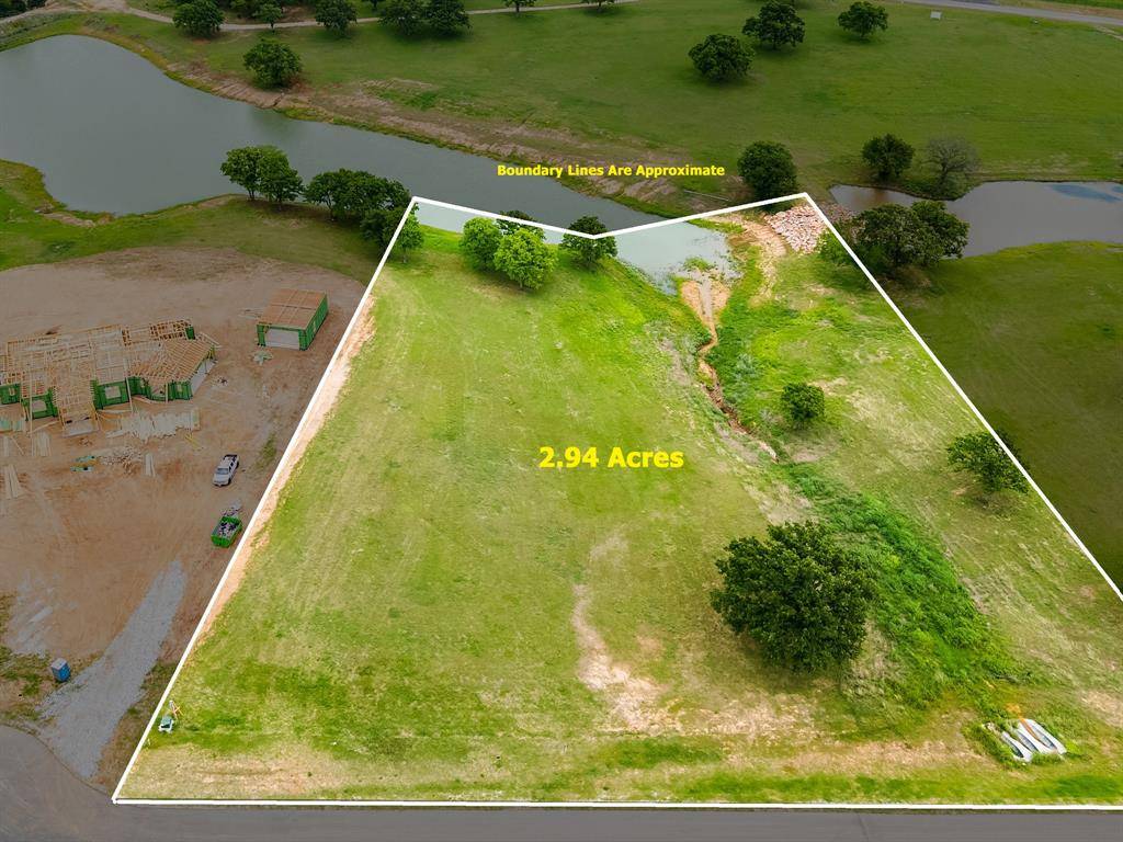 141 Woodbridge Boulevard, Bowie, TX 76230