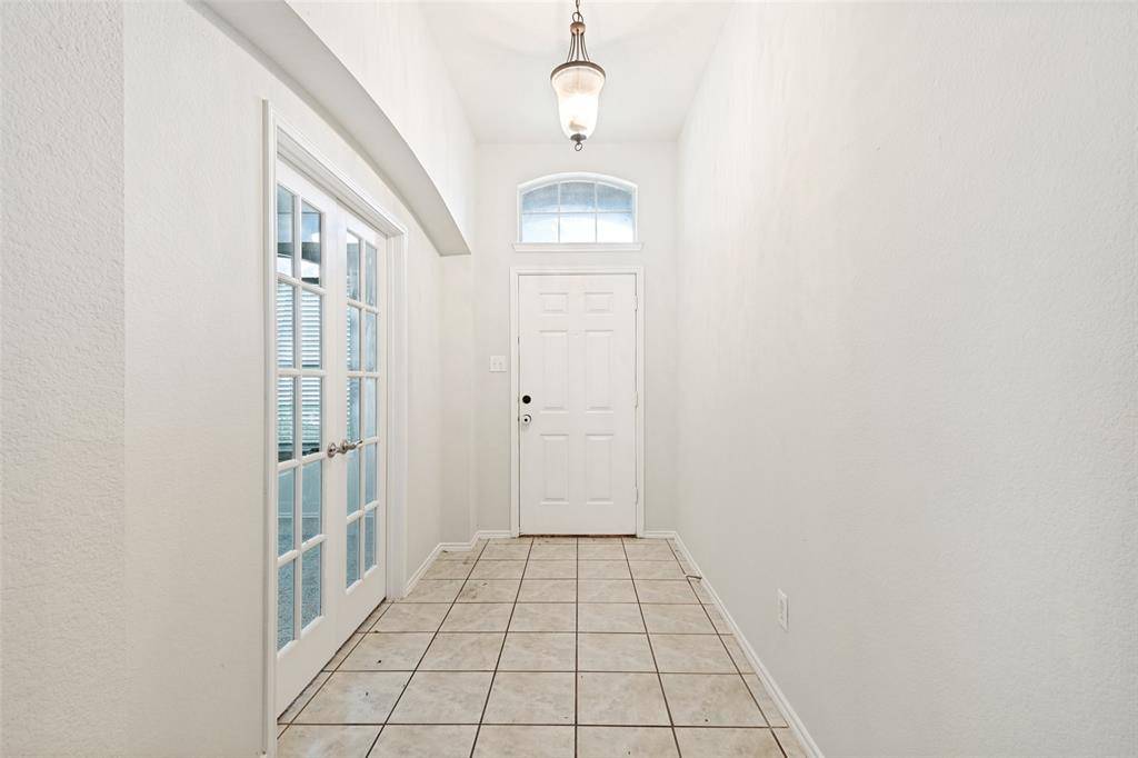 1005 Comfort Drive, Forney, TX 75126