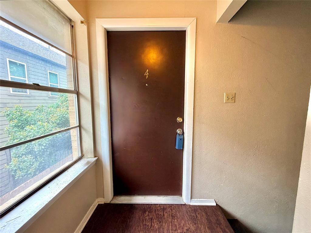 1107 N Locust Street #4, Denton, TX 76201