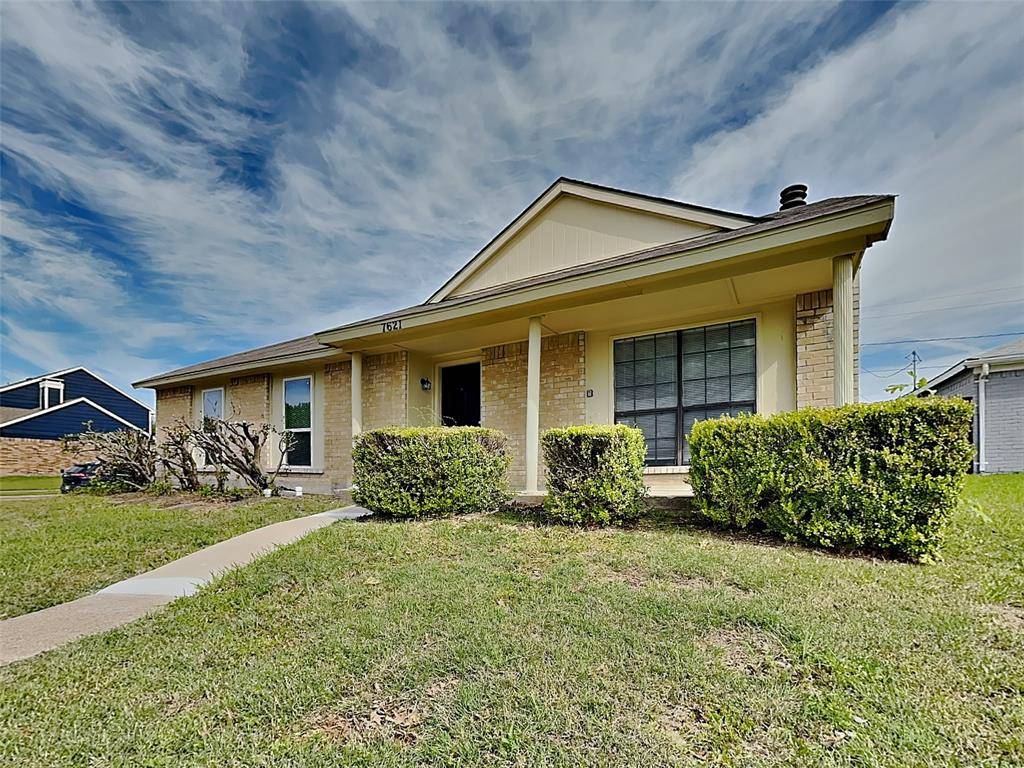 7621 Pebble Beach Drive, Rowlett, TX 75088