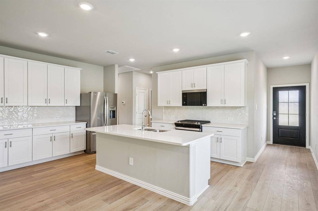 3522 Bridgeport Drive, Farmersville, TX 75442