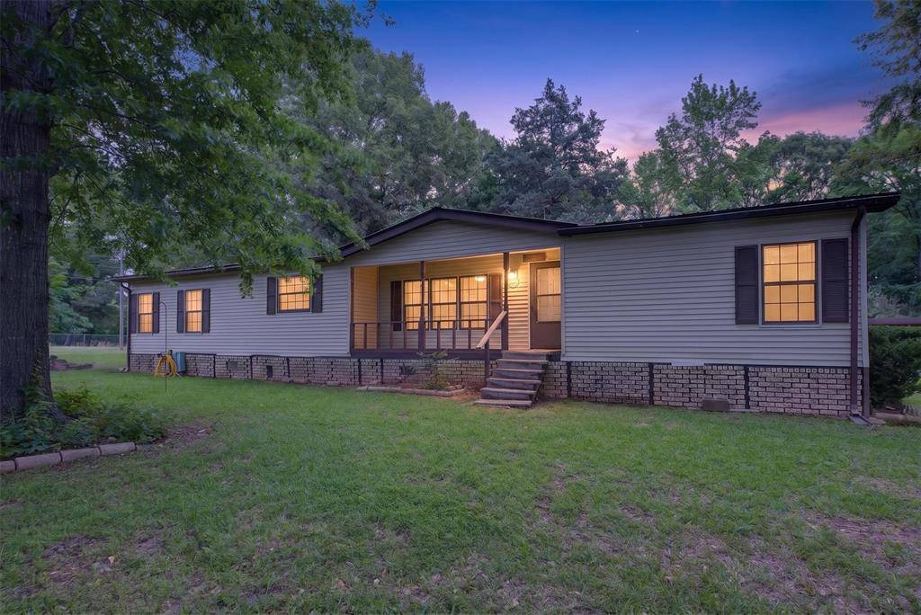 306 Lesa Lane, Stonewall, LA 71078