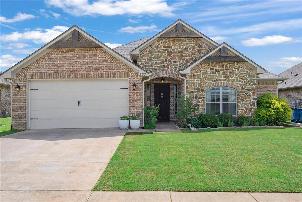 337 Kingdom Boulevard, Lindale, TX 75771