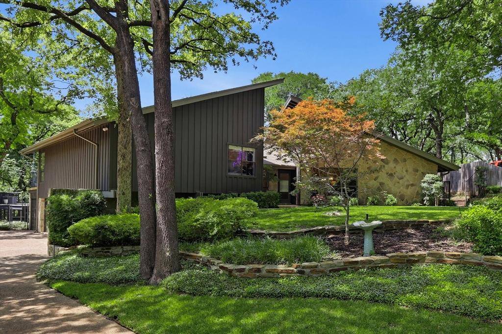 5 Country Place Circle, Dalworthington Gardens, TX 76016