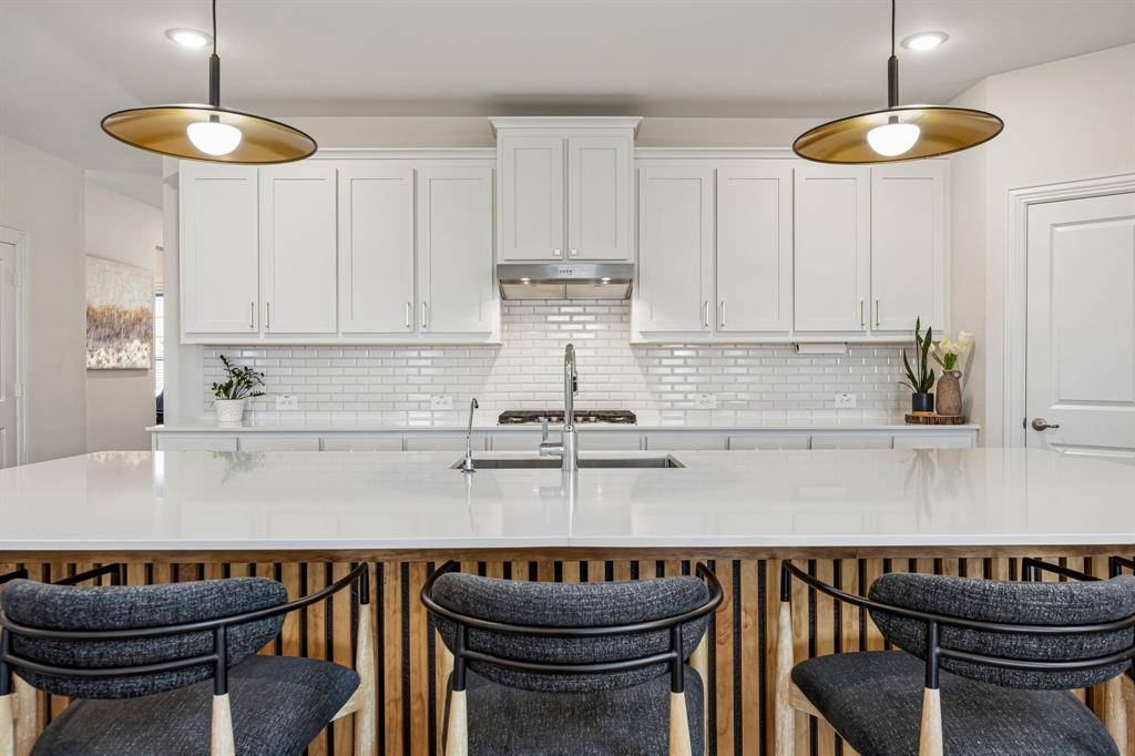 425 Breeds Hill Road, Little Elm, TX 75068