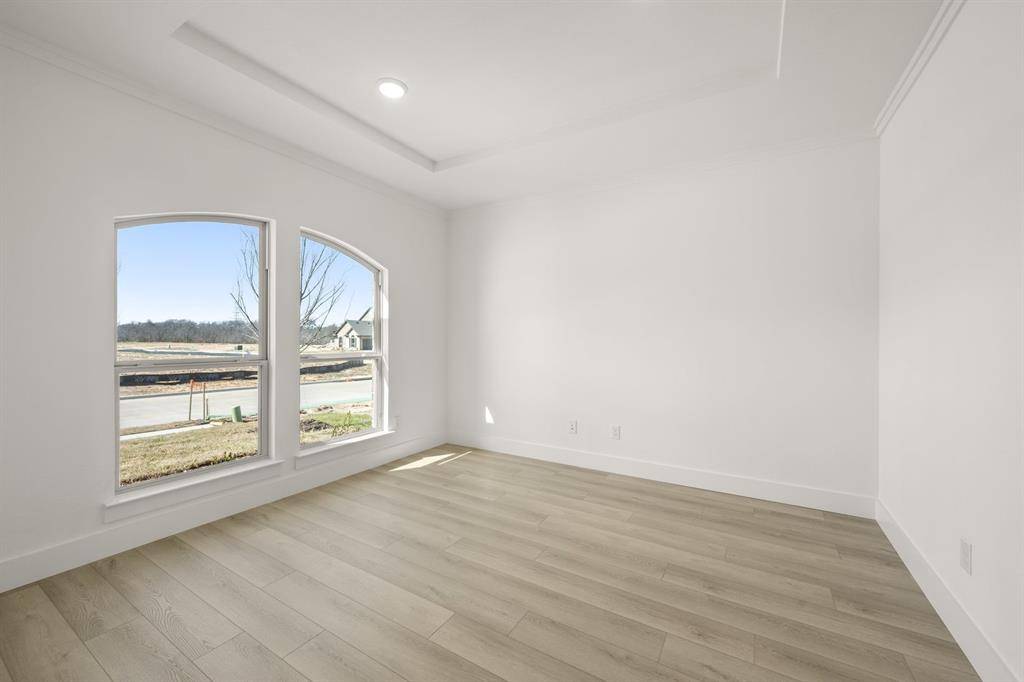1205 Dolly Drive, Burleson, TX 76028