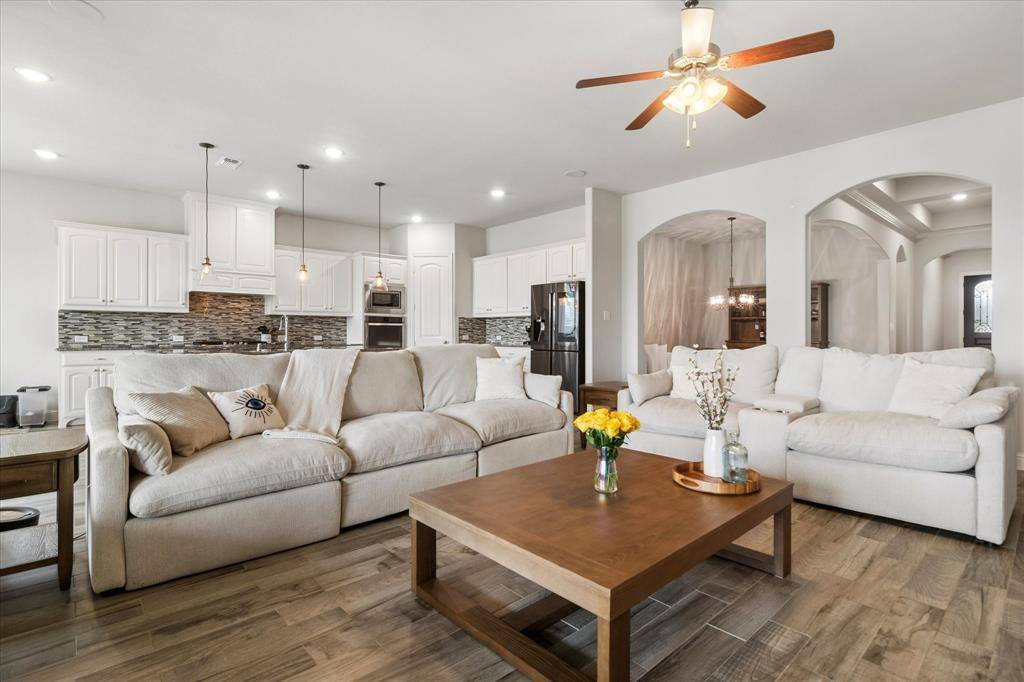 1113 Indigo Creek Way, Gunter, TX 75058