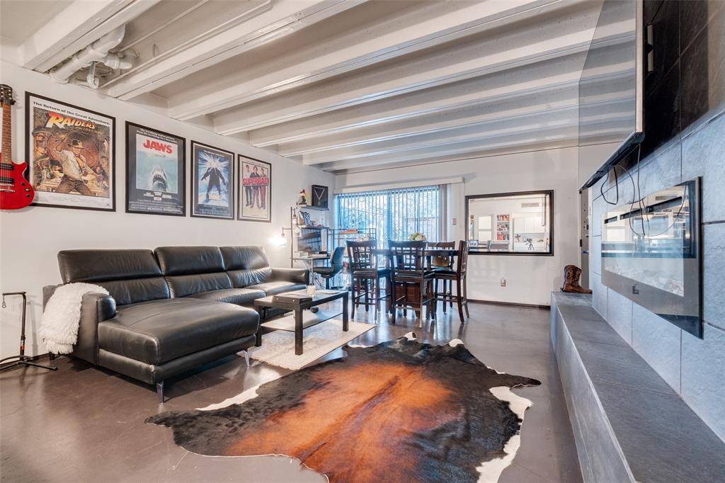 2711 Hood Street #A, Dallas, TX 75219