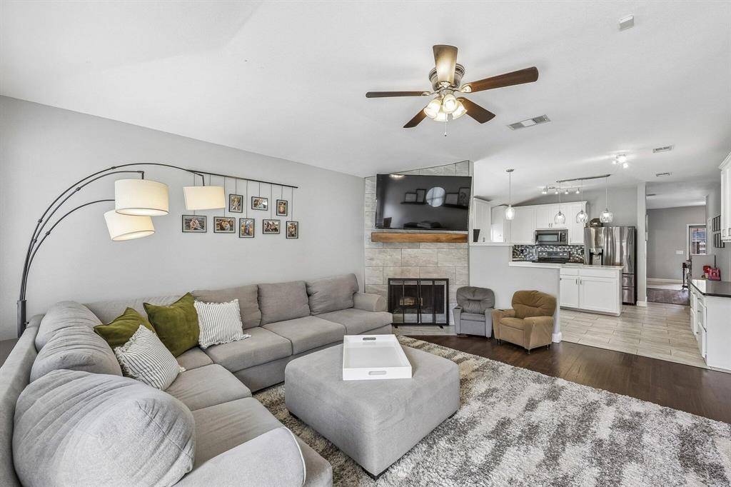 840 Lariat Drive, Saginaw, TX 76131