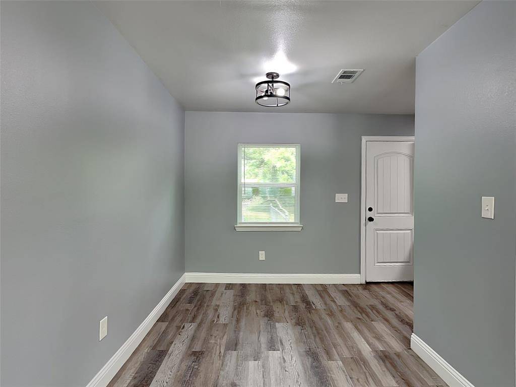 3320 Mundy Drive, Dallas, TX 75216