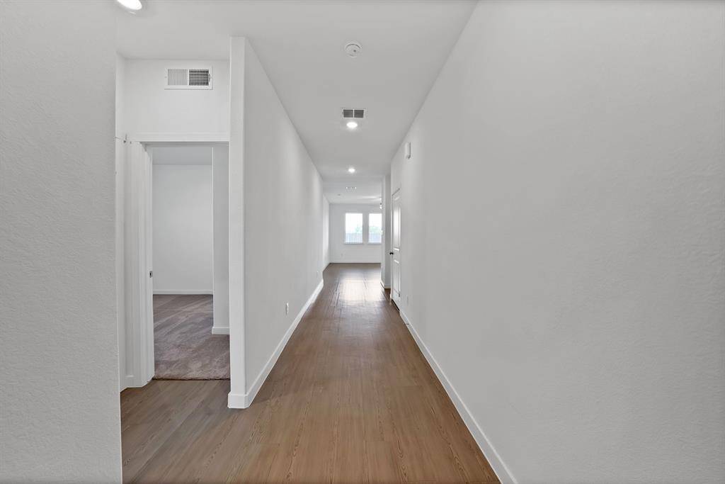 1220 Brazil Street, Azle, TX 76020