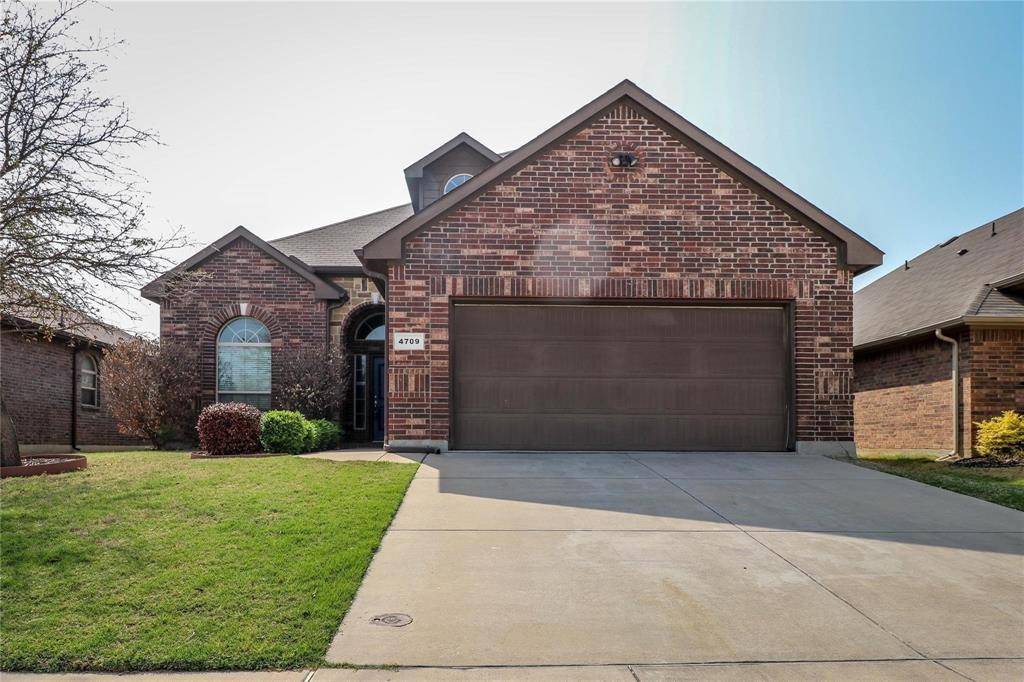 4709 Sleepy Meadows Drive, Fort Worth, TX 76244