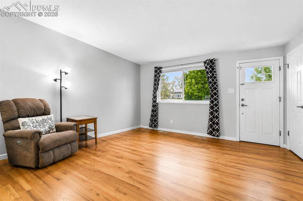 4014 Tennyson AVE, Colorado Springs, CO 80910