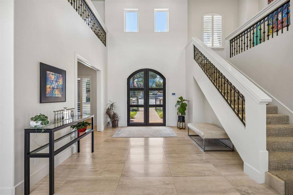 18752 Wainsborough Lane, Dallas, TX 75287