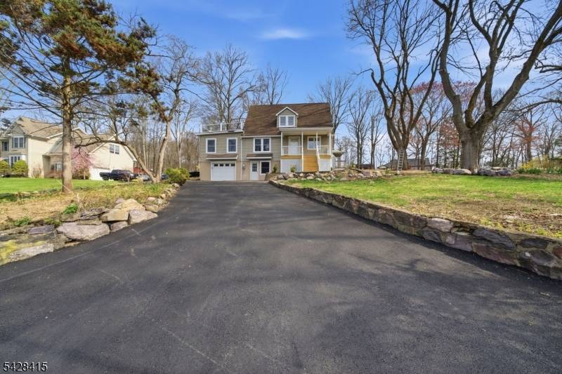 4 Hillside Rd, Rockaway Twp., NJ 07866