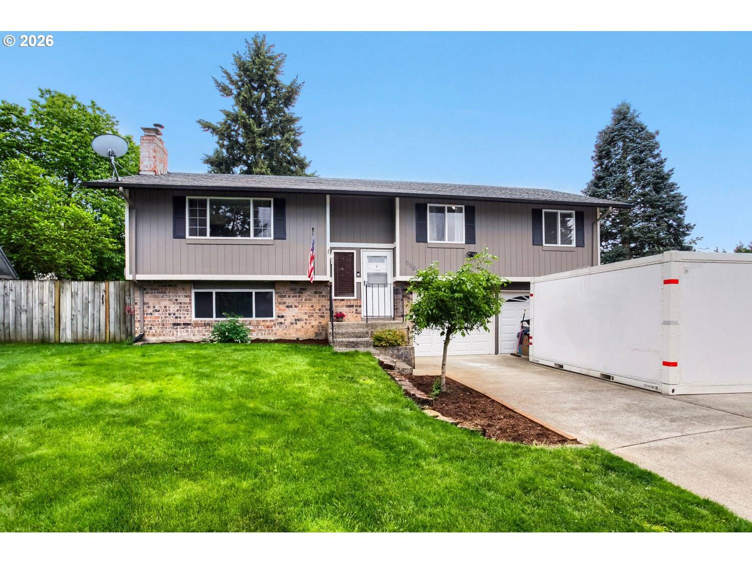 9905 NE HERON CIR, Vancouver, WA 98664