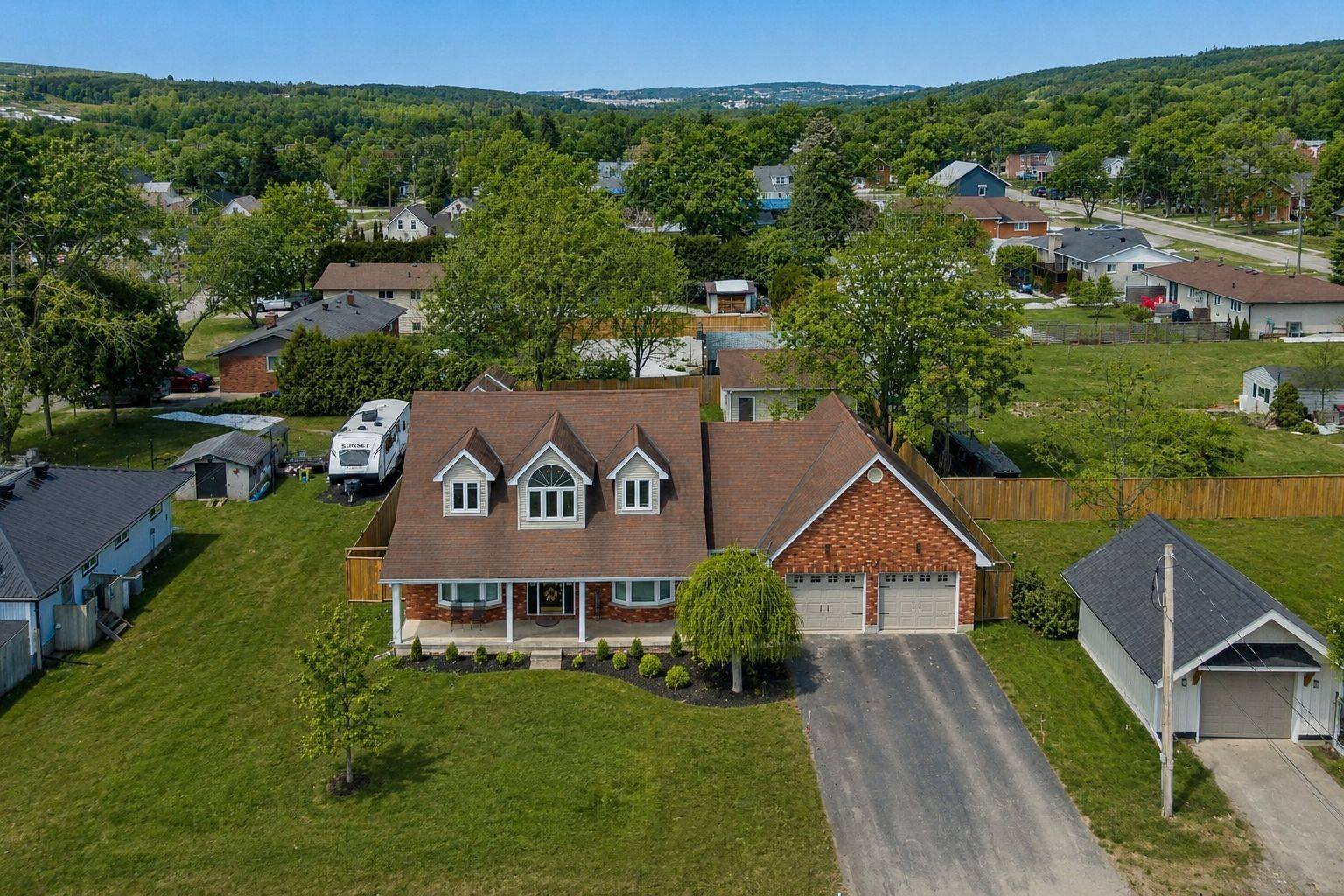 154 Mary ST, Clearview, ON L0M 1G0