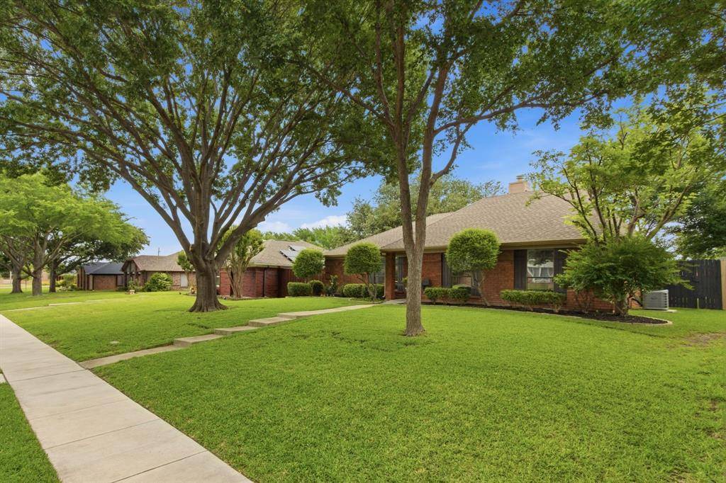 1518 Summerwind Lane, Lewisville, TX 75077