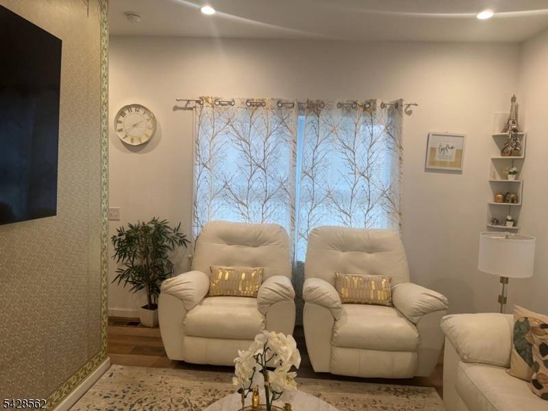 158 Woodland Ave, Ewing Twp., NJ 08638