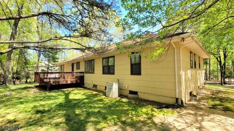 8 De Hart Rd, Parsippany-troy Hills Twp., NJ 07054