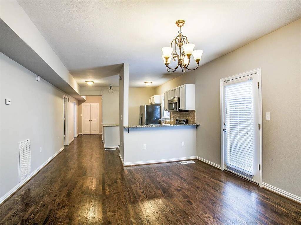 407 S Windomere Avenue #B, Dallas, TX 75208