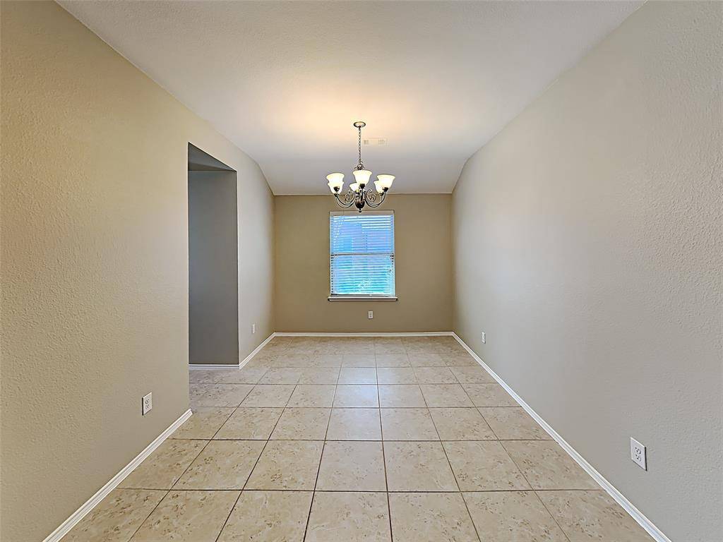 9344 Comanche Ridge Drive, Fort Worth, TX 76131