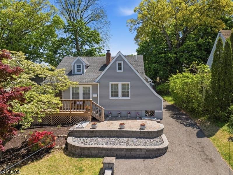 14 Espy Rd, Caldwell Boro Twp., NJ 07006