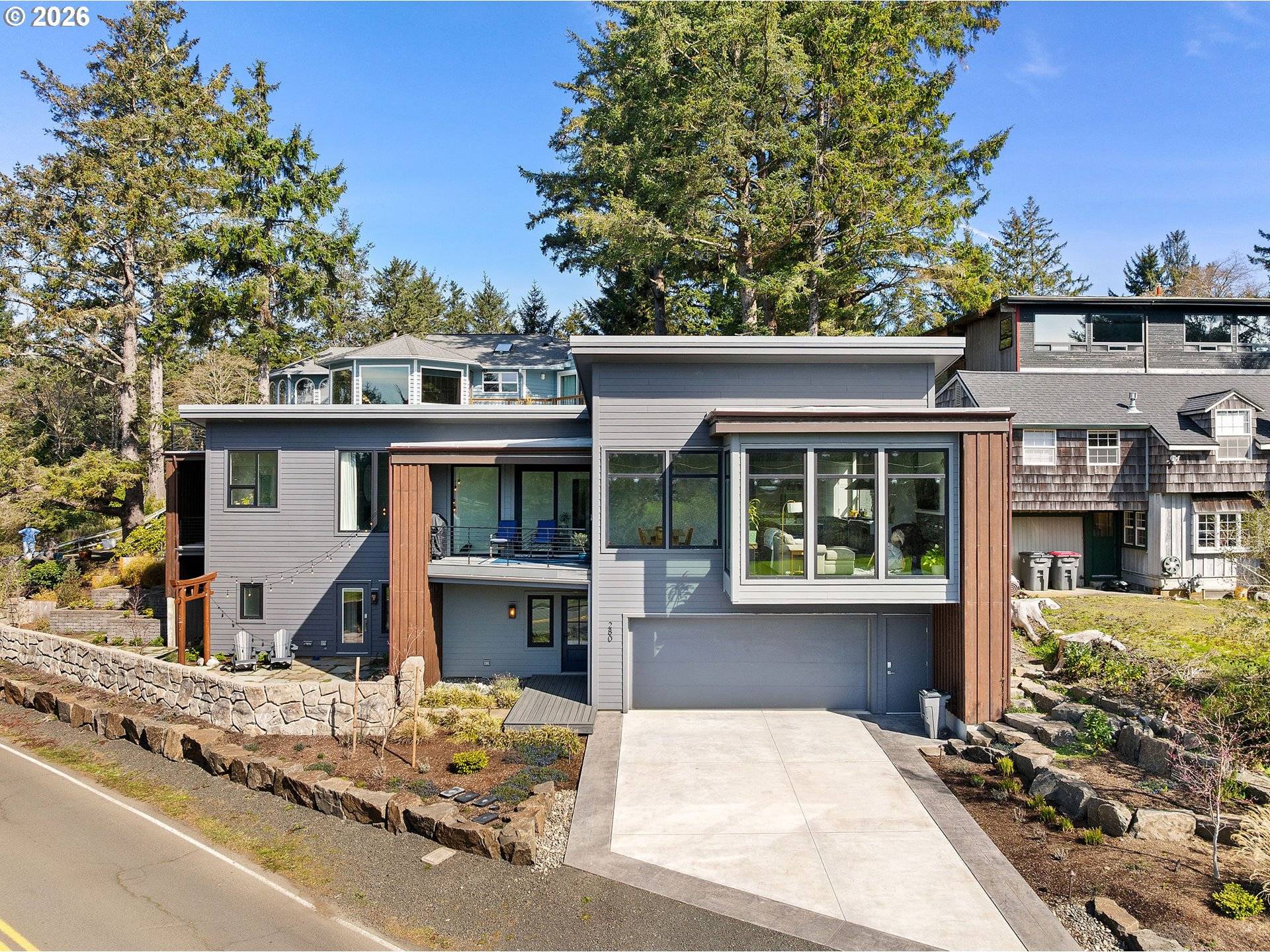 280 E 5TH AVE, Cannon Beach, OR 97110