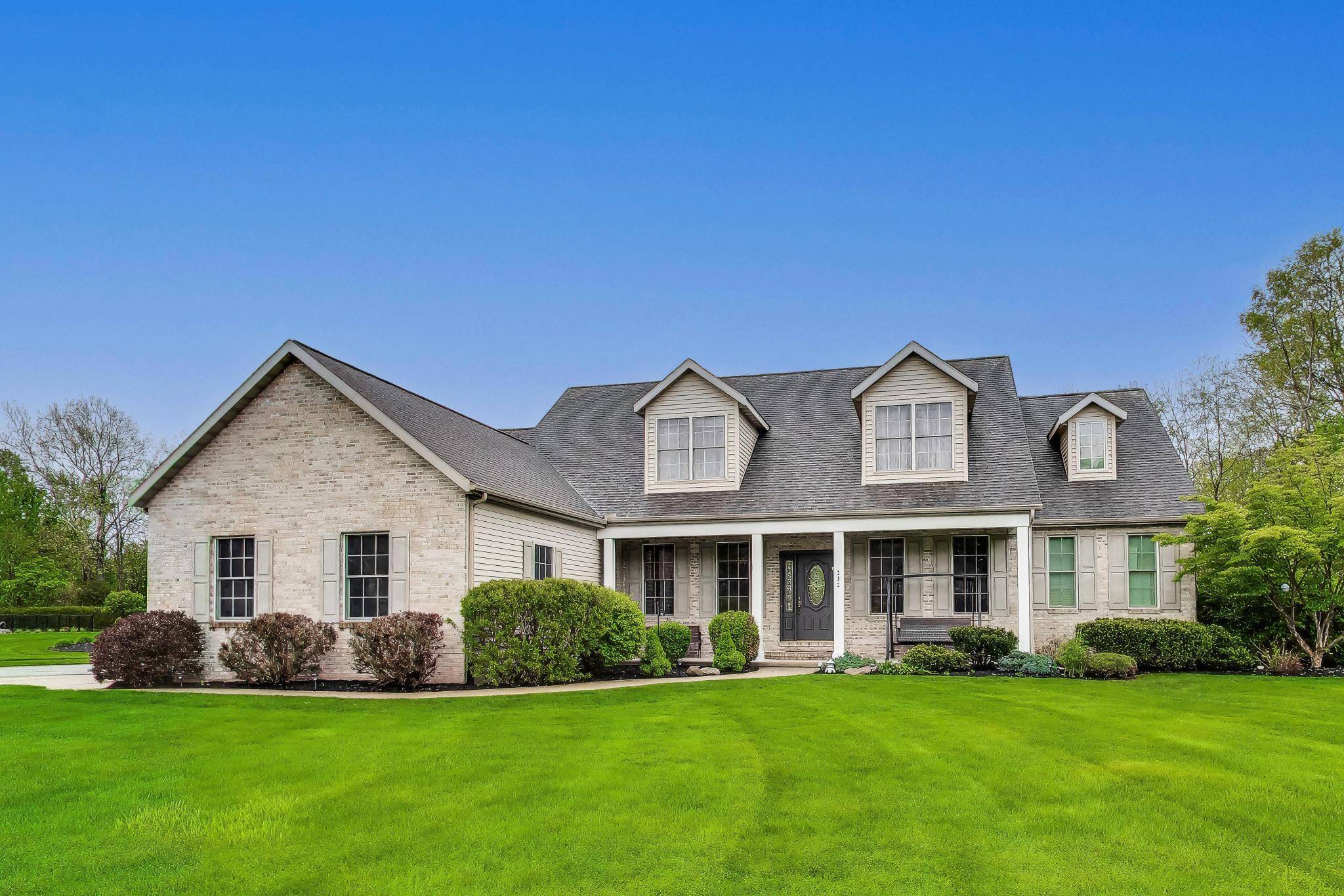 292 River Run DR, Royalton Twp, MI 49085