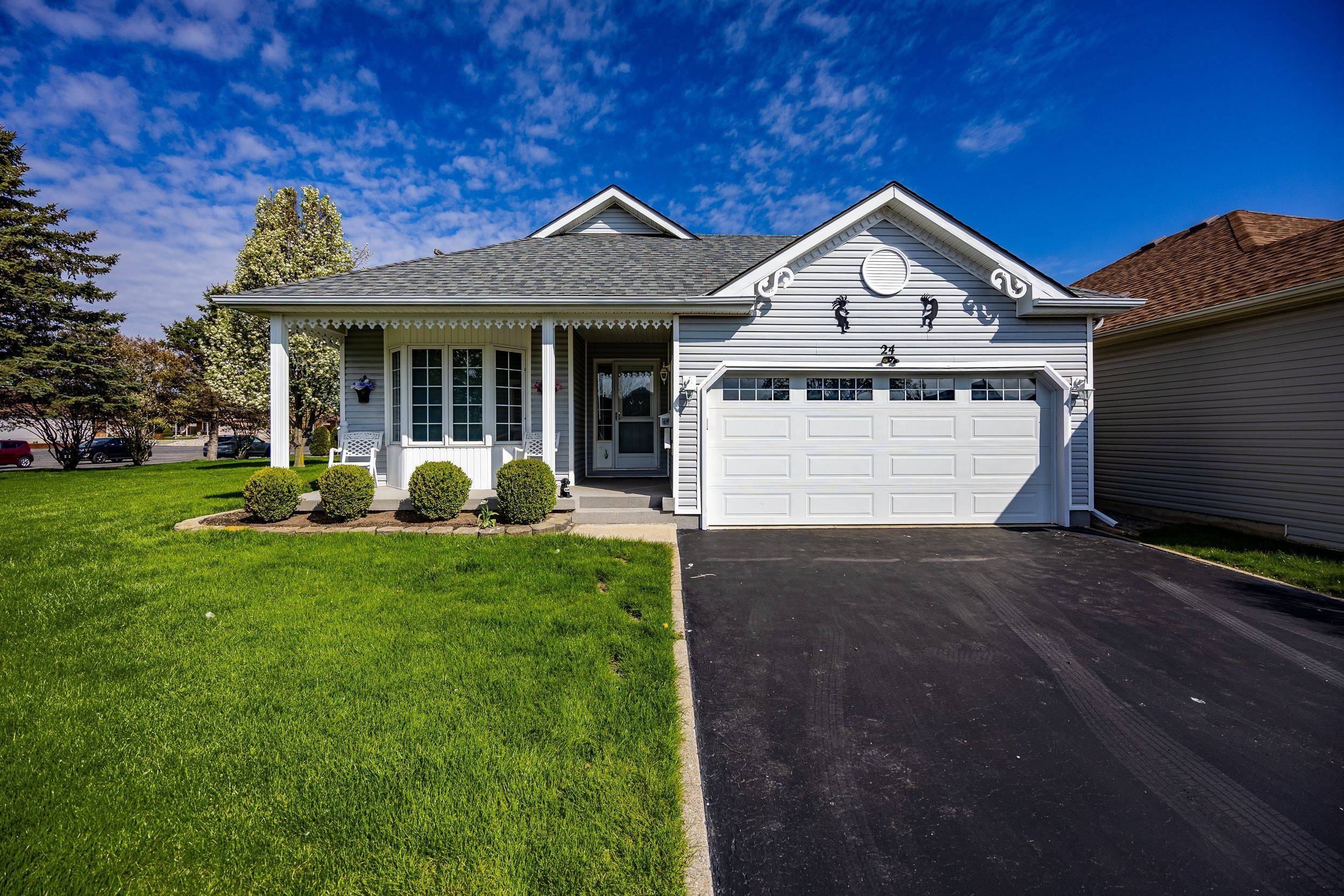 24 Long Point BLVD, Norfolk, ON N0E 1M0