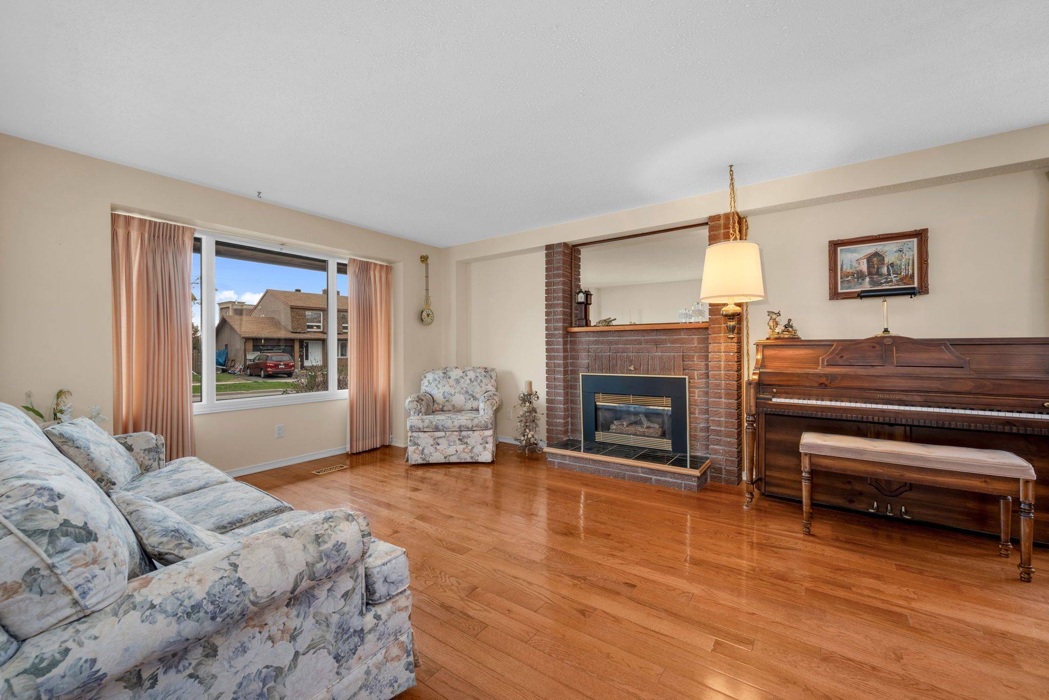 2295 Cotters CRES, Hunt Club - Windsor Park Village And Area, ON K1V 8Y7