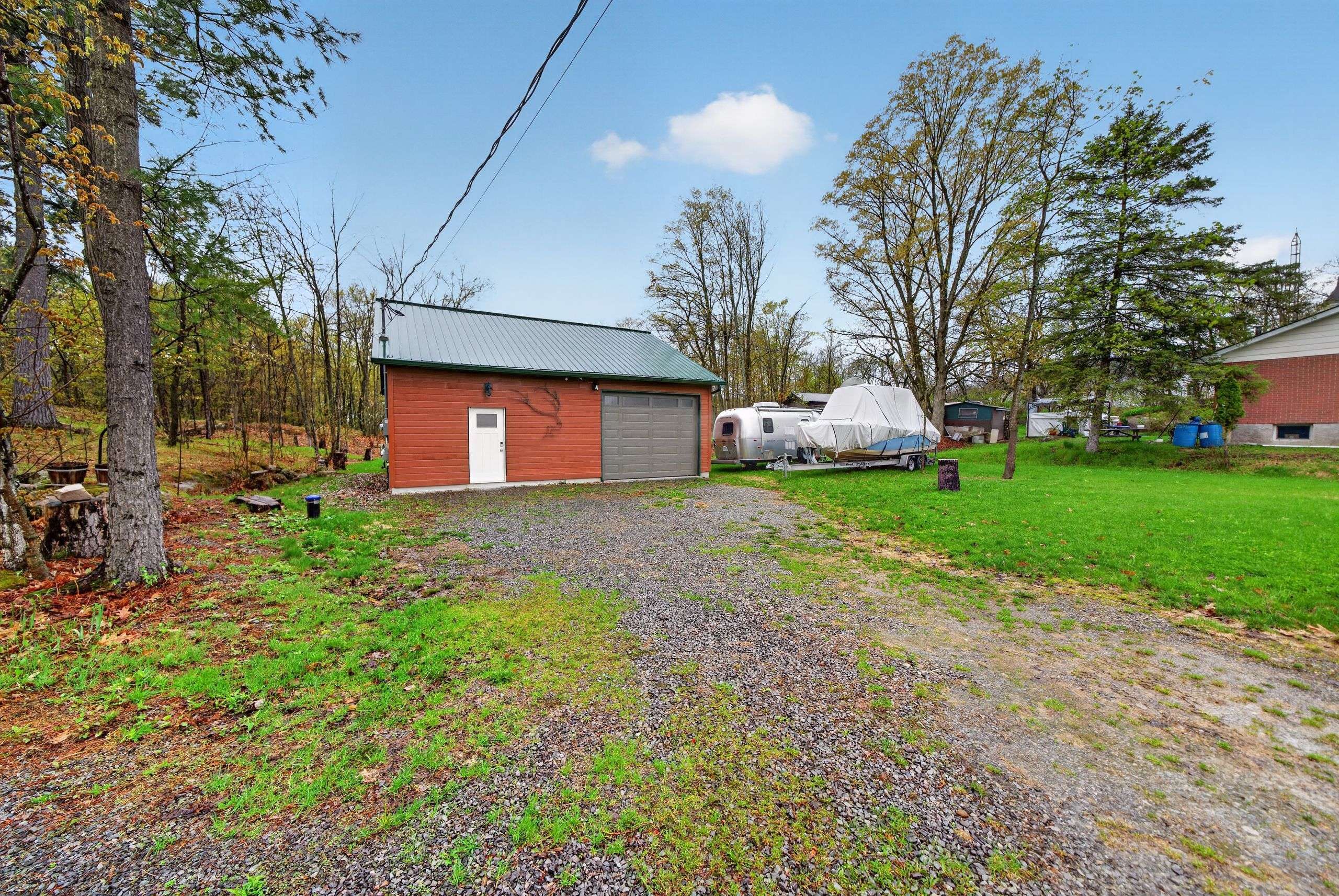 2207 Wellington ST, Frontenac, ON K0H 1H0