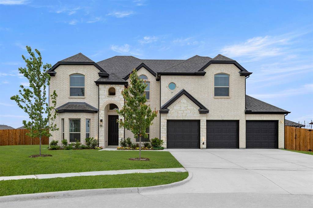 1743 Newport Lane, Cedar Hill, TX 75104