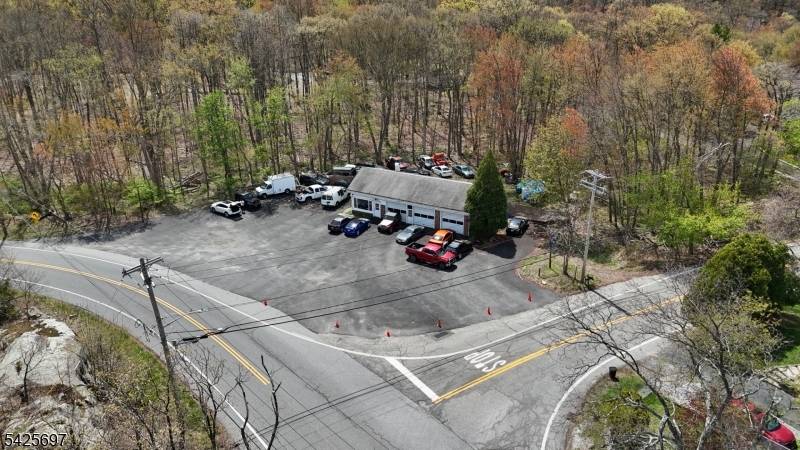 101 Otterhole Rd, West Milford Twp., NJ 07480