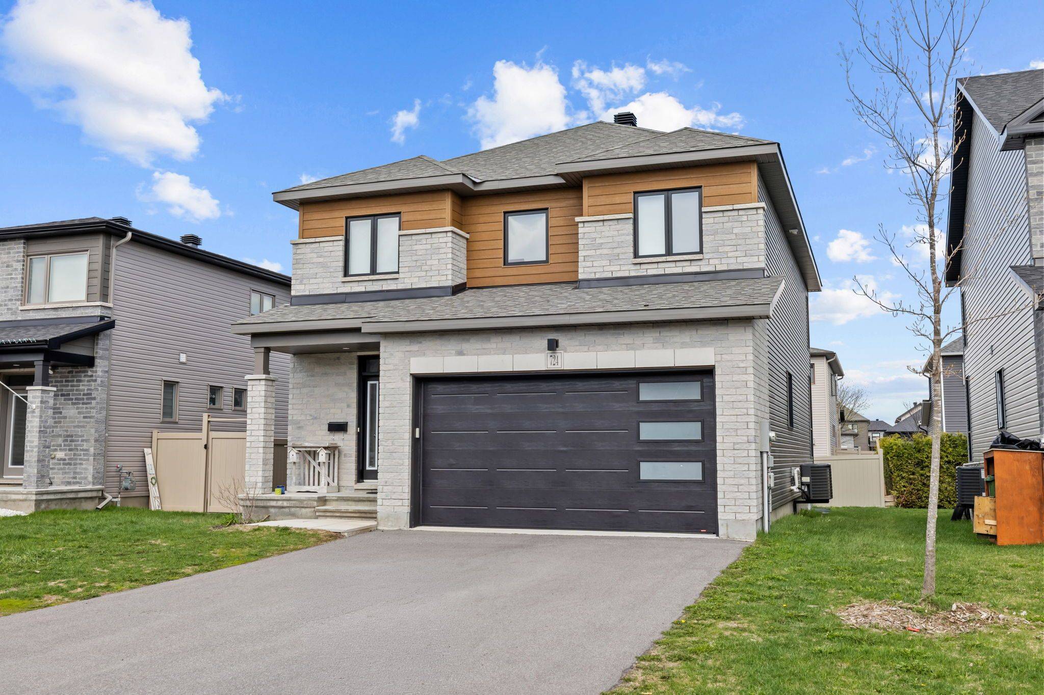 724 Namur ST, Russell, ON K0A 1W0