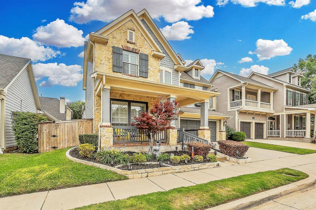 2215 Red Hawk Lane, Euless, TX 76039