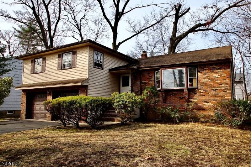 5-22 Dorothy St, Fair Lawn Boro, NJ 07410