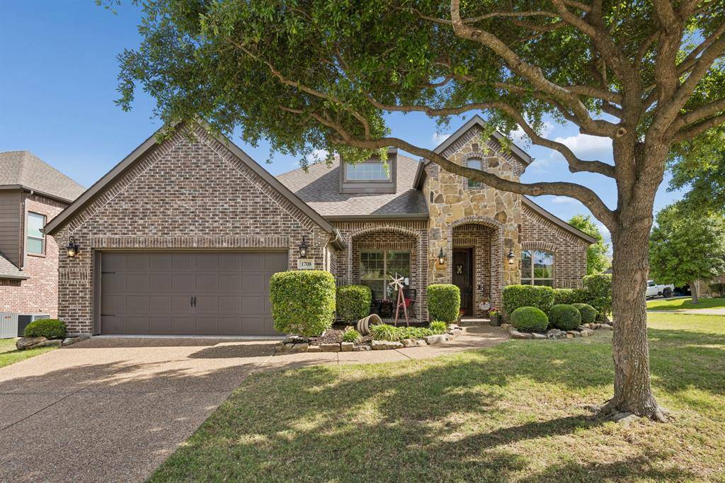 1708 Crescent Oak Street, Wylie, TX 75098