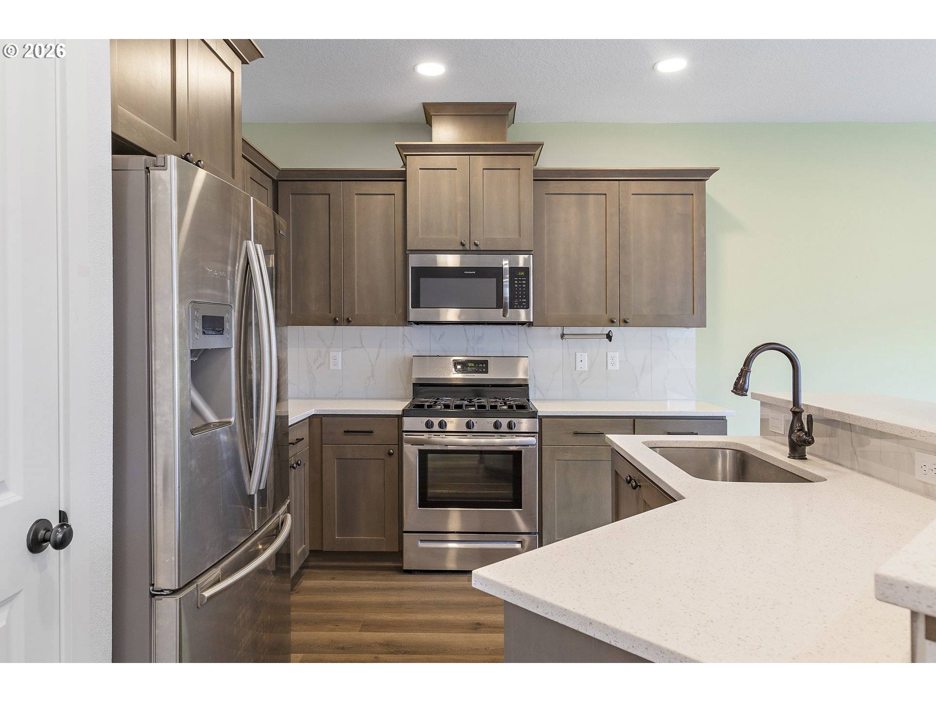 1292 S QUARTZ DR, Cornelius, OR 97113