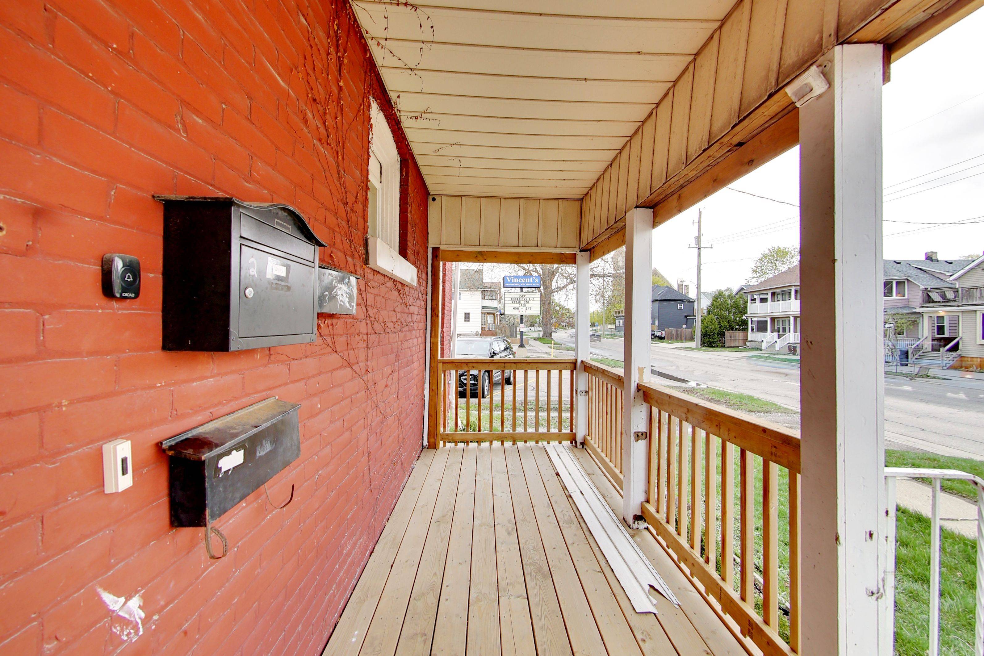 185 Brock ST N, Sarnia, ON N7T 5Z4