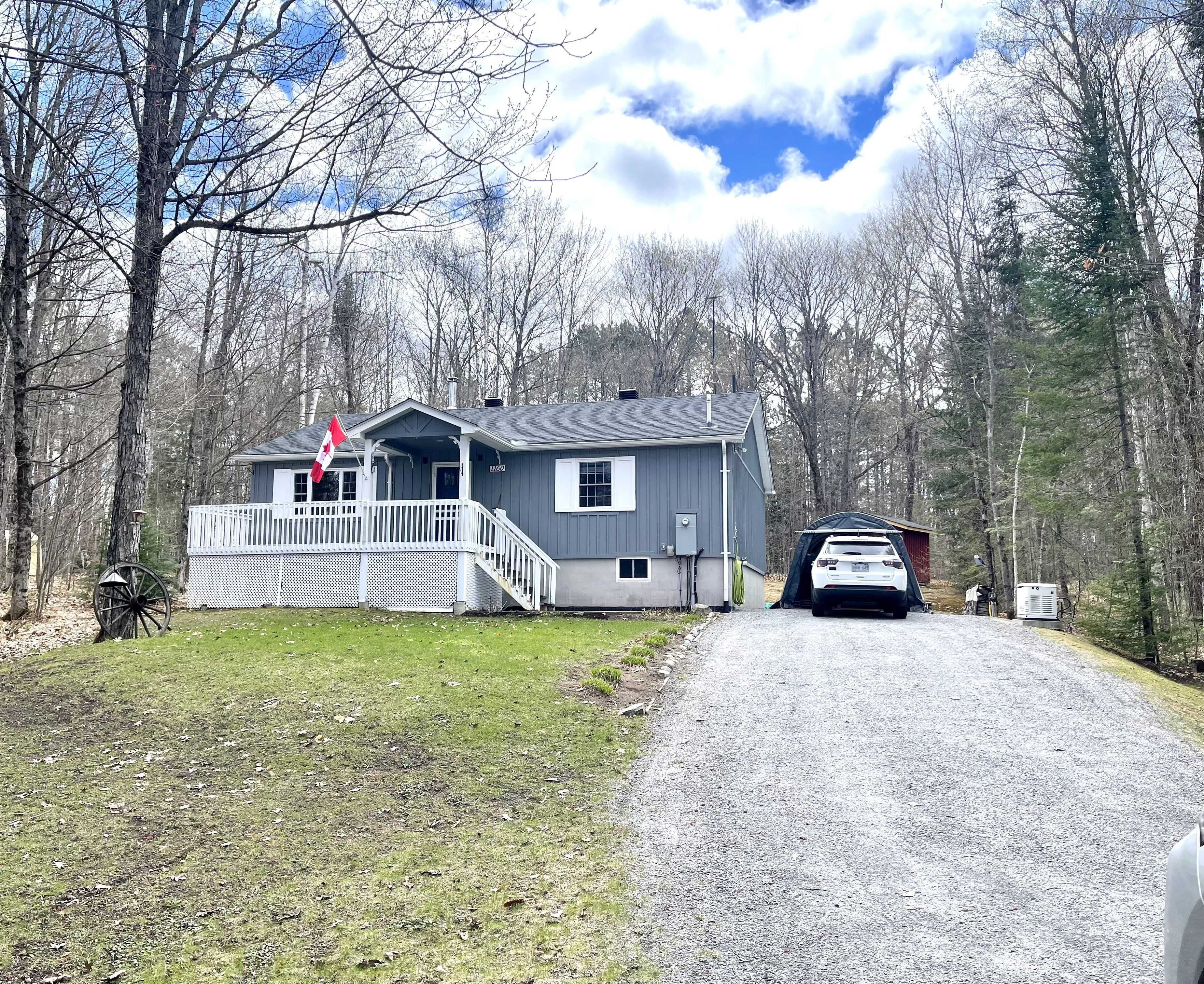 1160 Skeleton Lake Rd 2 RD, Muskoka Lakes, ON P0B 1M0