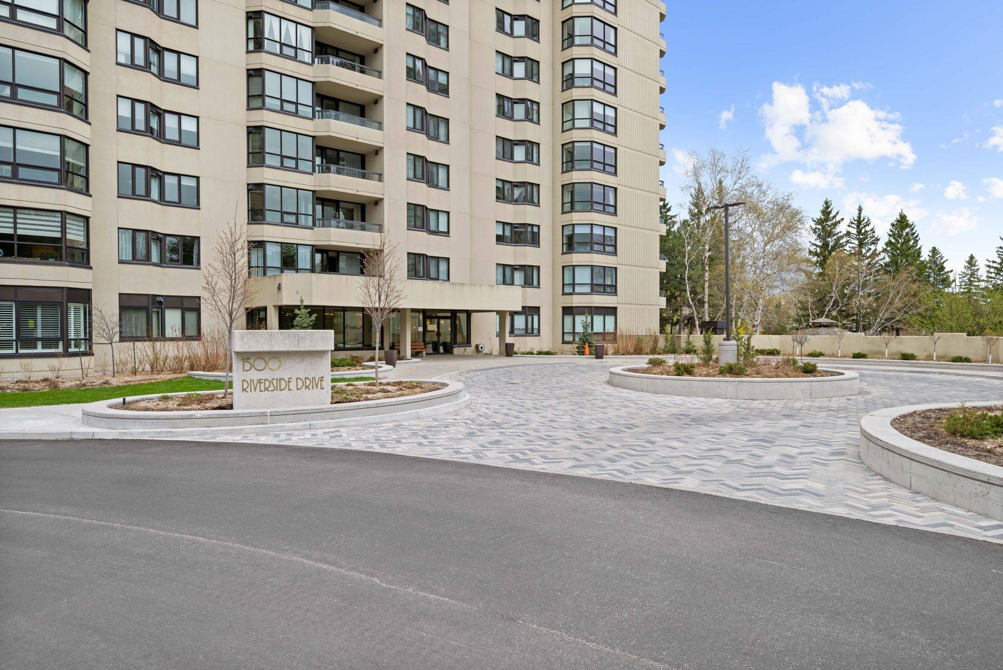 1500 Riverside DR #1507, Alta Vista And Area, ON K1G 4J4